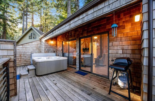 Gualala House | Redwood Retreat