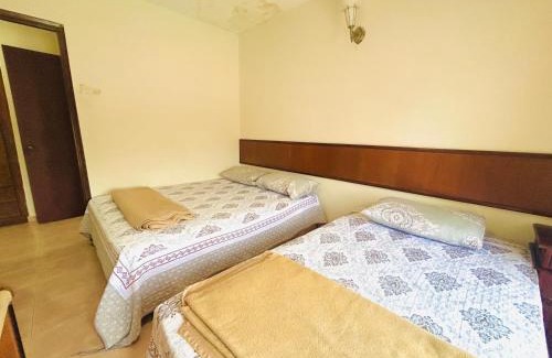 Alor Gajah House | Redzuan Homestay A Famosa 5R Pool Villa