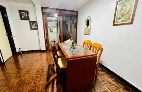 Asoke Bed & Breakfast | Ree House-Asoke BTS