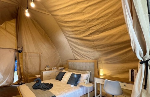 Kaputian Boat Rental | Reef Resort Unit C4