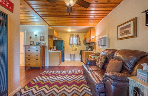 Ruidoso Apartment | Reed's Place Mid-town On River! - Optional HOT TUB