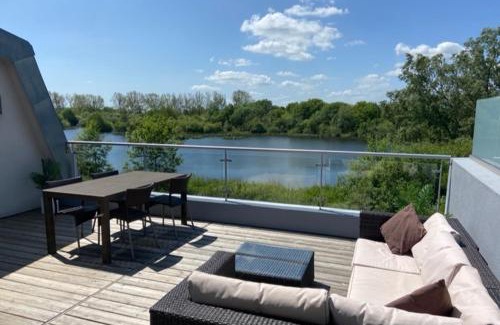 Malmesbury Apartment | Reed Warbler - HM111 - Lower Mill Estate Penthouse Apartment with Spa Access