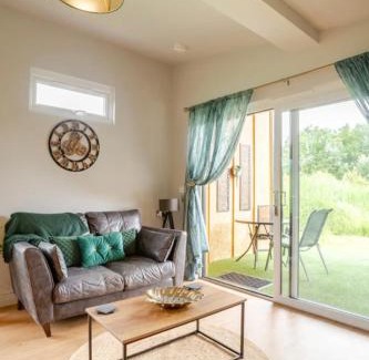 Abbess Roding House | Reeds retreat