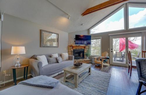 Kimberling City House | Reeds Spring Retreat with Lakeview Deck and Grill