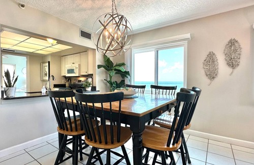 Indian Rocks Beach Condo | Reef Club 301 Condo on the beach
