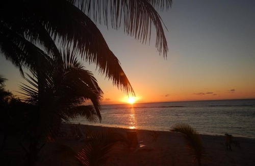 Arorangi Hotel | Reefcomber Sunset Beach