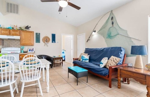 Rockport Cottage | Reelin’ and Rockin’ Cottage 1/2