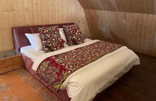 Pahalgam Ski Chalet | Reem Cottage