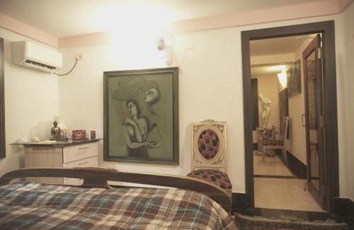 Kolkata Apartment | Reena's Lodge