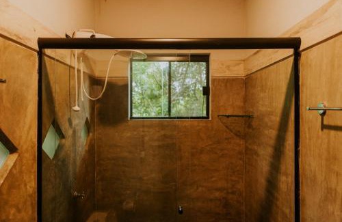 Cavalcante House | Refúgio na Mata com Ar Condicionado e WiFi