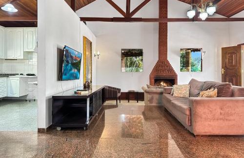 Campo Limpo Paulista House | Refúgio Natureza Piscina Sala de Jogos Lazer