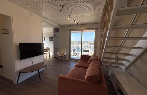 Arzon Apartment | Ref 073 Appartement T3 rénové vue Port du Crouesty avec internet