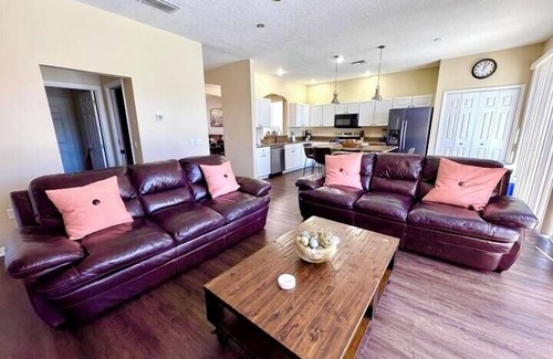 Lake Berkley House | Ref 18. Fabulous lake view villa, own pool/spa. Lake Berkley