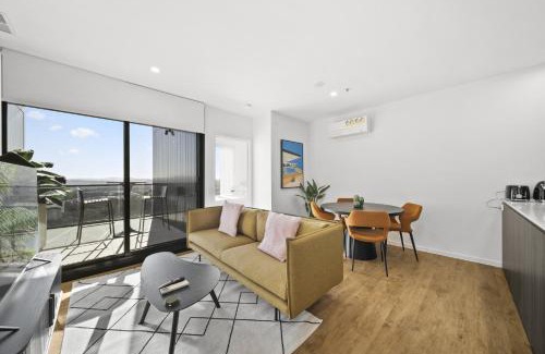 Belconnen Apartment | Refined 2-Bed With Luxurious Building Amenities