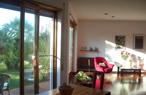Triggianello Villa | Refined modern architectural design villa in typical Apulian landscape.