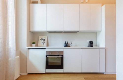 Zona Padova Apartment | Refined Stylish Milanese Studio Apartment