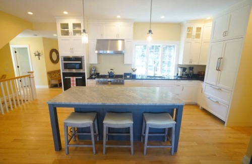 Mount Sunapee House | Refined Sunapee Lakefront Home for Weekly Rental