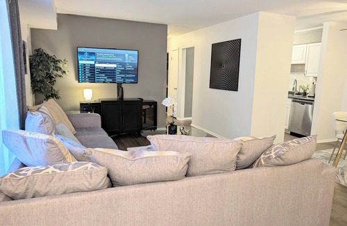 Southwest Raleigh Condo | Reflections - 2bdr condo in Central Raleigh