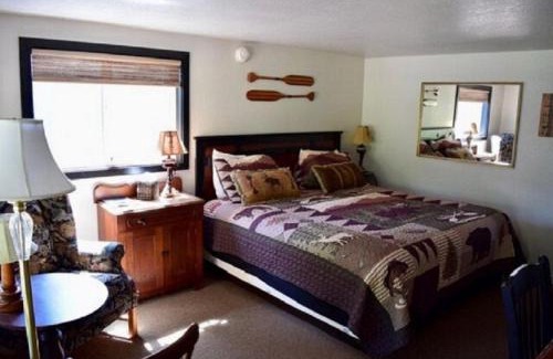 Kooskia Hotel | Reflections Inn