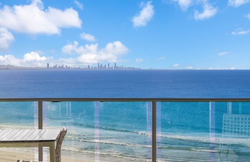 Coolangatta Apartment | Reflections On The Sea Unit 1501a On Coolangatta Beach, Ocean and Coastline views with Wi-Fi Inc.