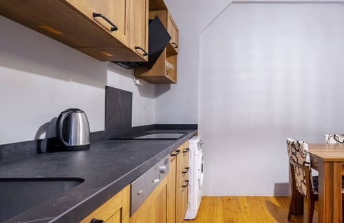Talimhane Apartment | Refreshing and Central Apartment in Beyoglu