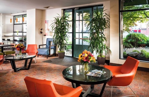 University District Hotel | Refreshing Stay, Two Queen w/Tub, Pet-Friendly, Pineapple Theme, 2 Rooms