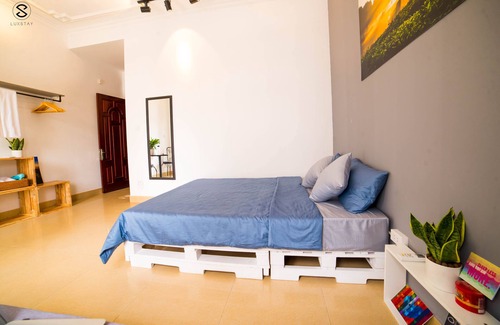 Nhat Tan House | Refreshing & Tranquil Suite - Em Em Homestay Ha Noi