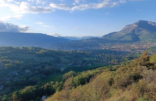 Barberaz Apartment | Refuge des Myosotis - proche Chambéry - jardin - calme - cosy