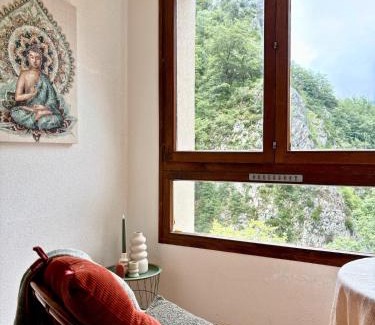 Prats-de-Mollo-la-Preste Apartment | Refuge nature avec vue panoramique La Preste
