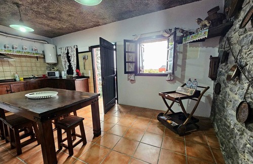 Prazeres House | Refugio Jardim Pelado WiFi BBQ