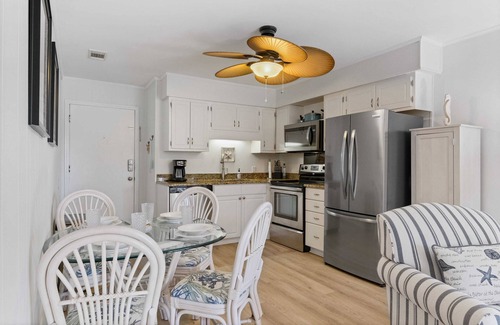 Shipyard Plantation Condo | Refurbished Condo enjoy Pool, Beach walk to Coligny Plaza and Celebration Park!