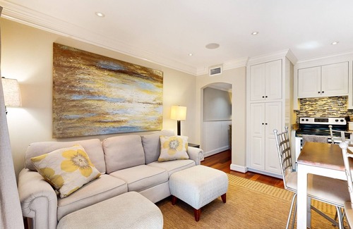 Kiawah Island Condo | Refurbished Villa with Private Wooded Views, Tennis & Nearby Beach Access