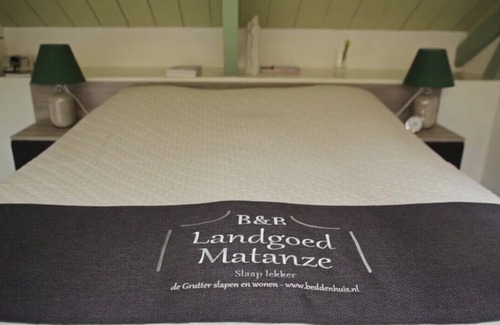 Terwolde Bed & Breakfast | Regal lodging and meetings B&B and SPA Estate Matanze hunting room