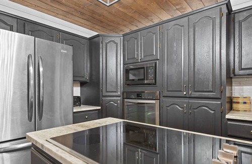 Broken Bow Cabin | Regal Raccoon - Game Room, Boat Parking, and Paved Roads!