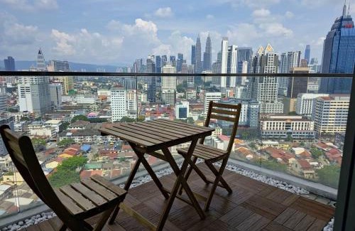Chow Kit Apartment | Regalia Residence KLCC View by iLuxHome