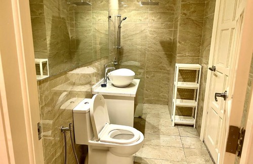Chow Kit Apartment | Regalia service suites by skypool klcc
