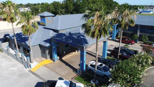 Beaumont Hotel | Regency Inn & Suites Beaumont