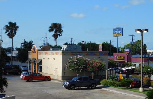 Beaumont Hotel | Regency Inn & Suites Beaumont