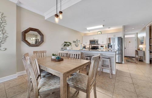 Orange Beach East Condo | Regency Isle 1002 ~ In/Outdoor Pools, Hot Tub, Fitness + $400 FREE Activities Daily ~ Zoo/Parasail+