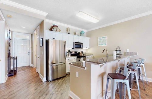 Orange Beach East Condo | Regency Isle 411 ~ In/Outdoor Pools, Hot Tub, Sauna + $400 FREE Activities Daily ~ Zoo/Parasail +