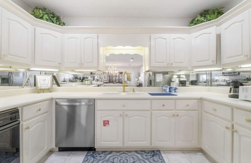 Biltmore Beach Condo | Regency Towers Penthouse #1409
