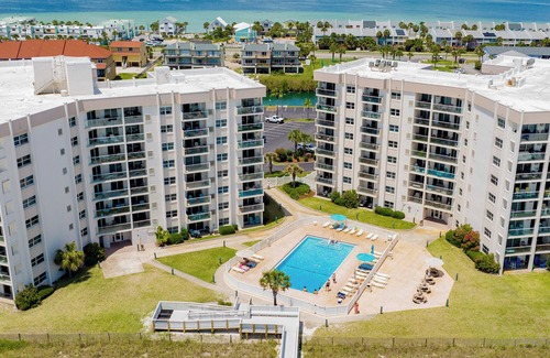 Pensacola Beach Condo | Regency Towers #403 East | Gulf Views, Pool, Beach
