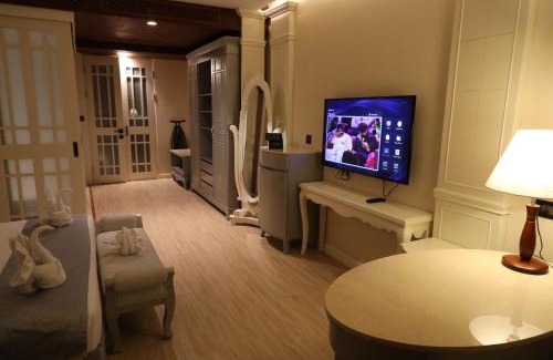 Navalur Hotel | Regenta Central RS Chennai OMR SIPCOT