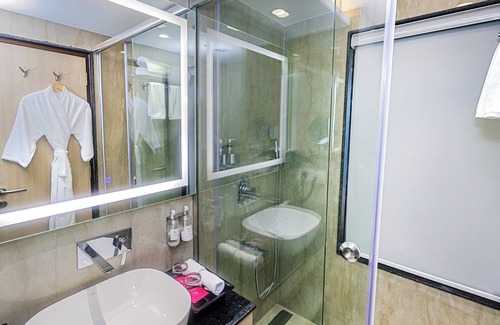 Bhagsu Nag Hotel | Regenta Inn Luxinna Heights, Mcleodganj
