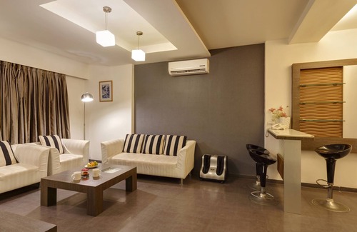 Kolhapur Hotel | Regenta Place Raysons Kolhapur