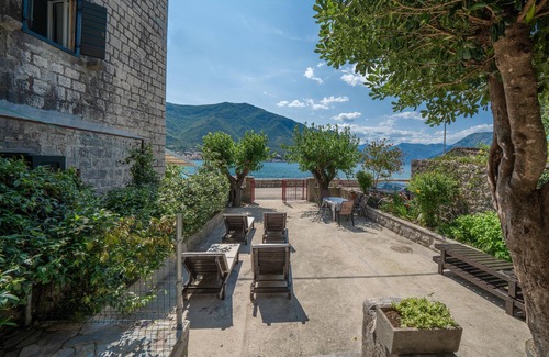 Dobrota Apartment | Regina Di Dobrota