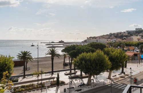 Banyuls-sur-Mer Apartment | Regina's Banyuls - Exklusiv lägenhet med havsvy