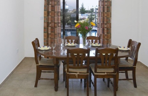 Oroklini Villa | REGINAS EXCLUSIVE VILLAS. 3 Bed Villa Regina,private pool,patio,