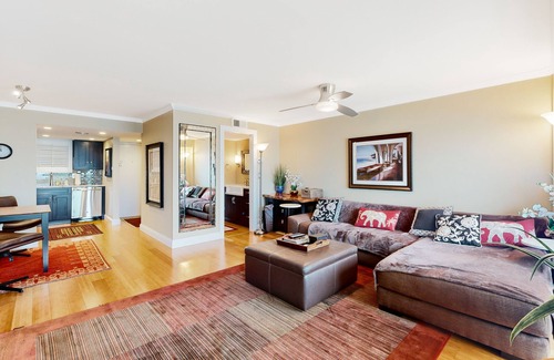 South Rehoboth Condo | Rehoboth Beach studio with a balcony, fast WiFi, ocean view, & outdoor pool