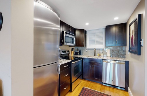 South Rehoboth Condo | Rehoboth Beach studio with a balcony, fast WiFi, ocean view, & outdoor pool